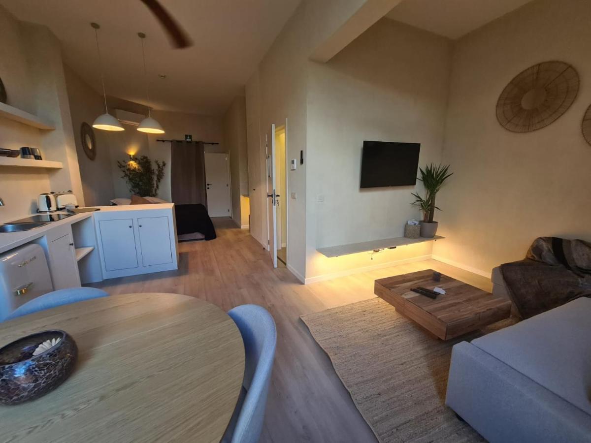 Junior luxe suite cityview Anvers Extérieur photo