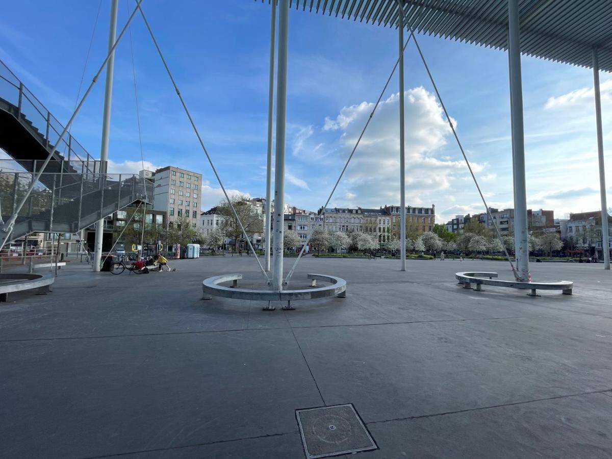 Junior luxe suite cityview Anvers Extérieur photo